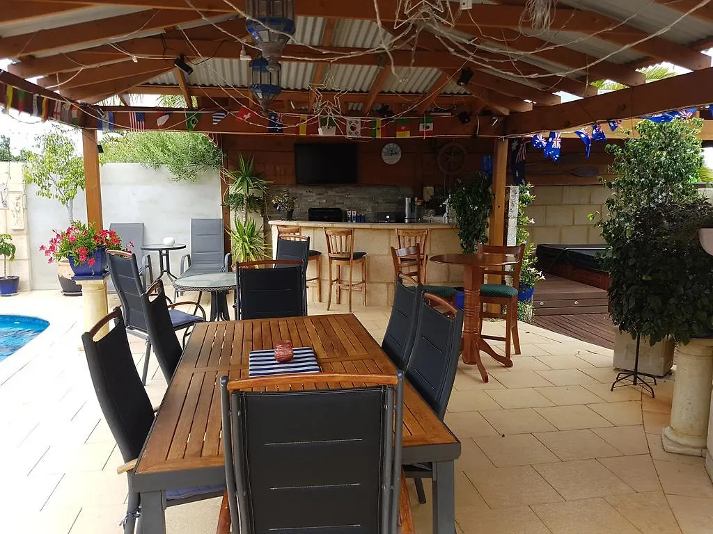 Ocean Reef Homestay Perth 0*,