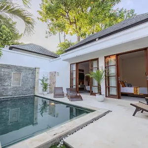 villa-manis-manis-in-seminyak.ubudhotelsnow.com/