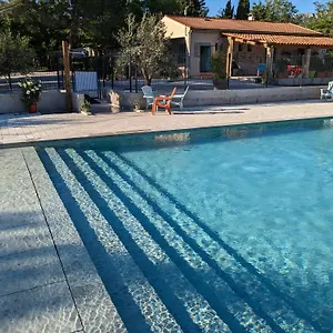 Sainte Victoire Camping Beaurecueil